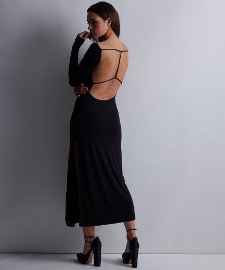 暗戀黑夜-美背連身襯裙(黑)