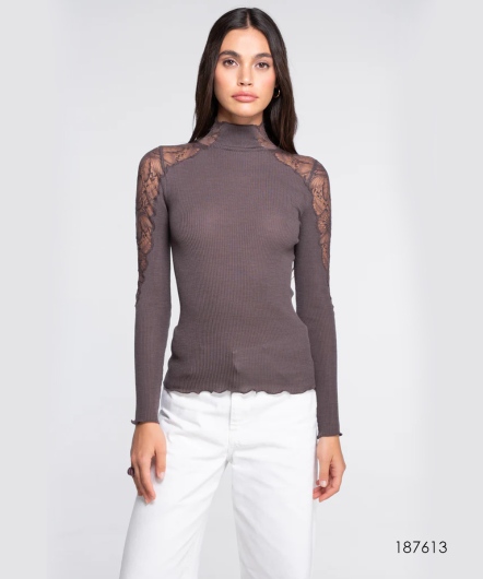 OSCALITO-羊毛蠶絲高領長袖(灰褐)187613