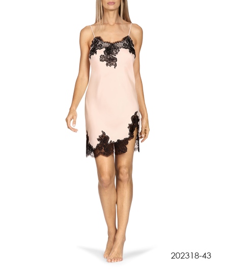 蕾絲細帶短洋裝(粉膚)202318